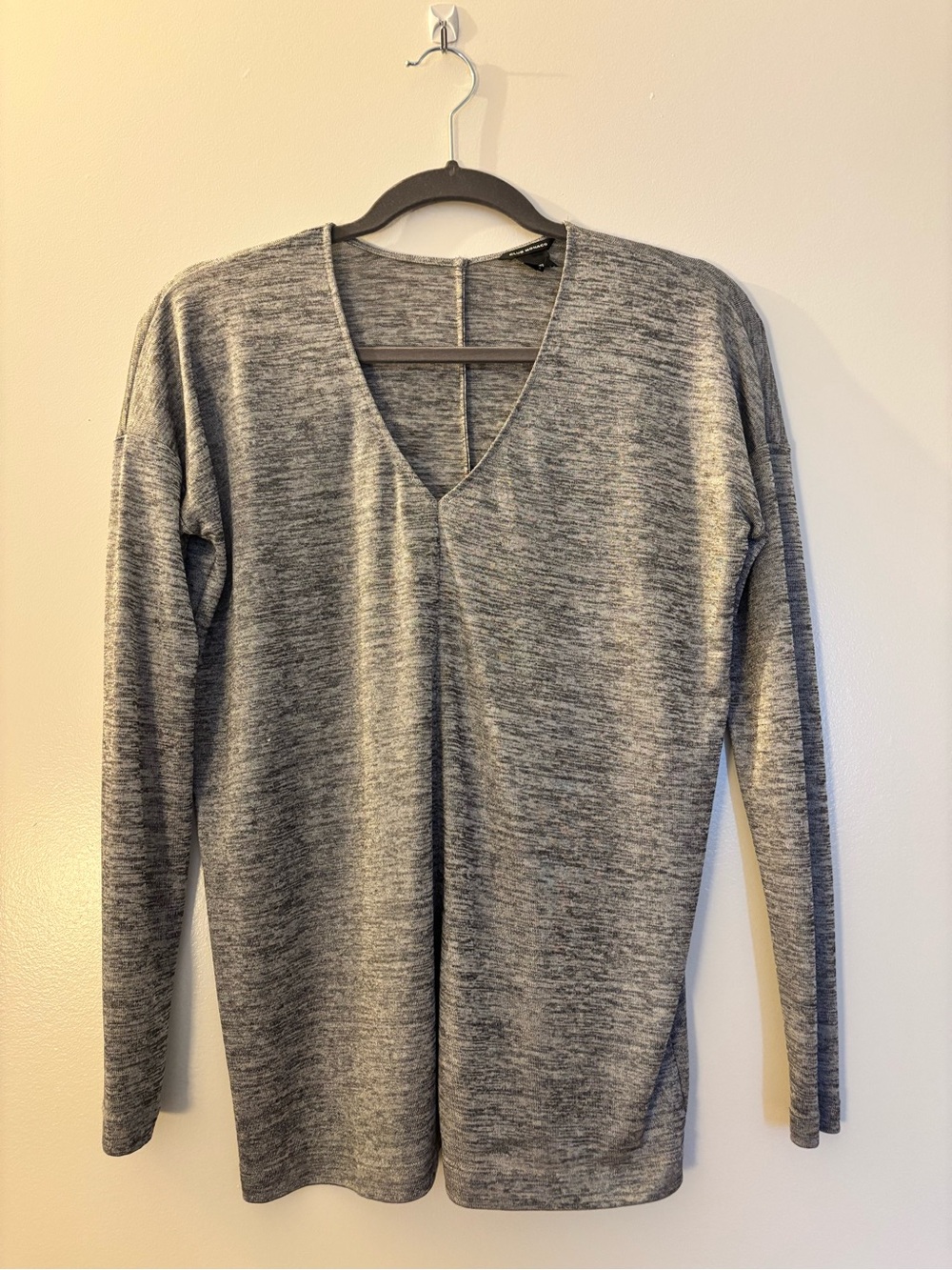 Club Monaco Shinmer Silver V-Neck Dolman XS